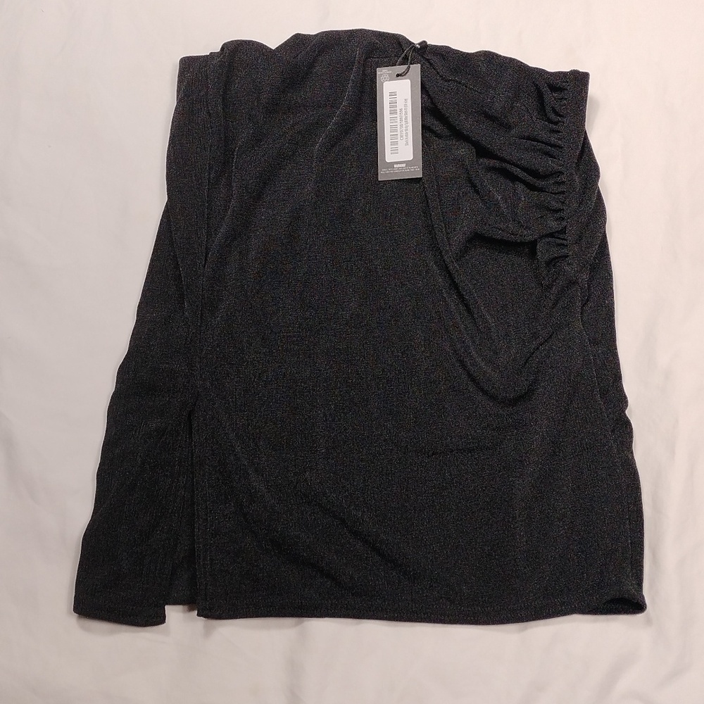 NWT Pretty little thing women's skirt size 6